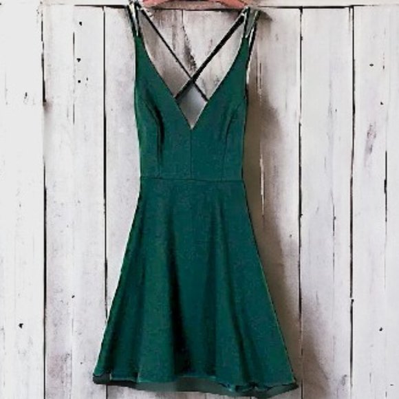 Lulus Dresses & Skirts - Lulus Believe in Love Forest Green Backless Dress Size Small NWT